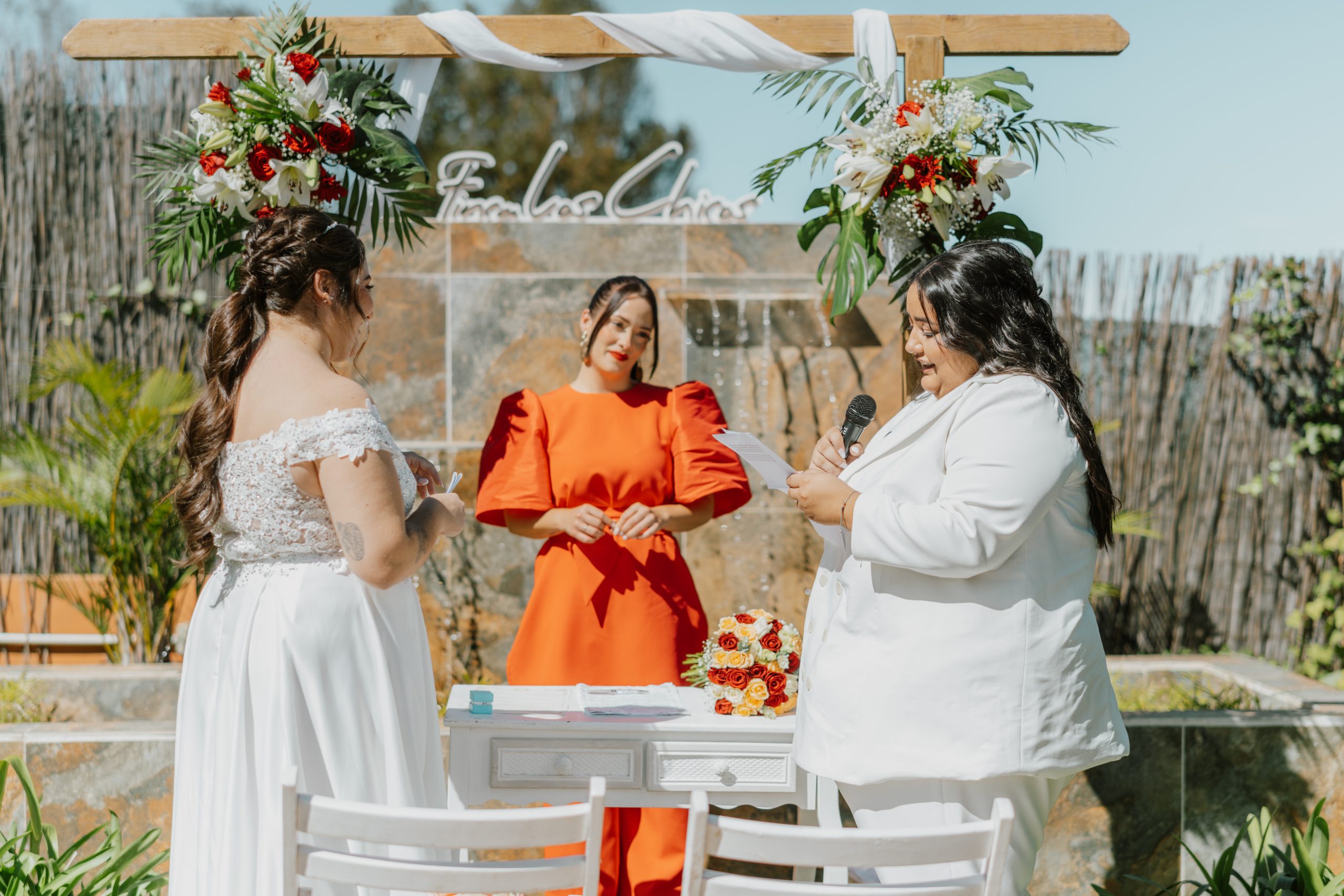 El arte de capturar emociones: Fotografía de boda documental en Valencia